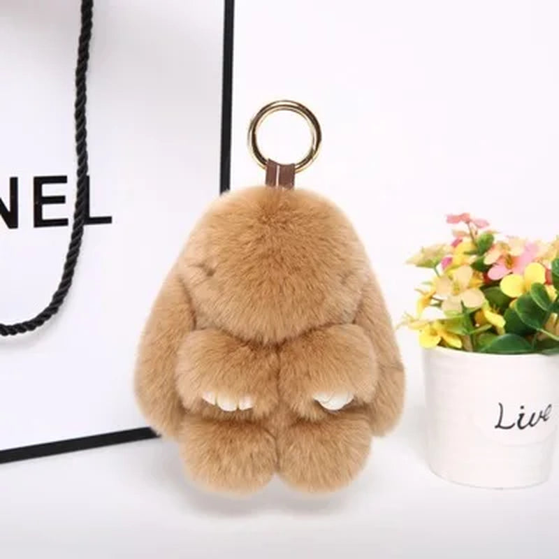 Adorable Fluffy Bunny Keychain – Stylish Rabbit Fur Key Chain with Pom Pom for Women's Bags and Keyrings